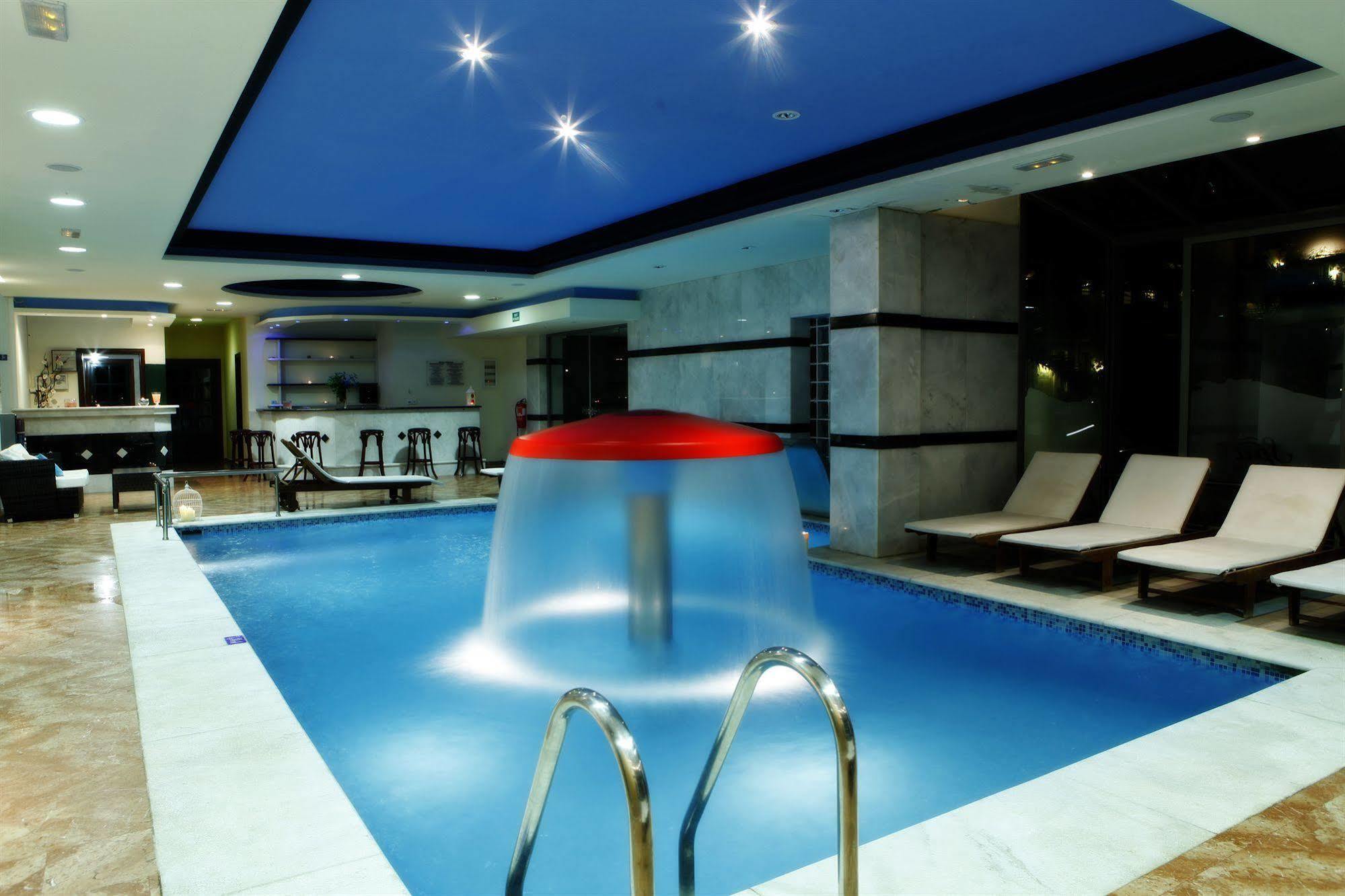 ホテル Metropol Sea Golden Bay ゲオルギオポリス エクステリア 写真